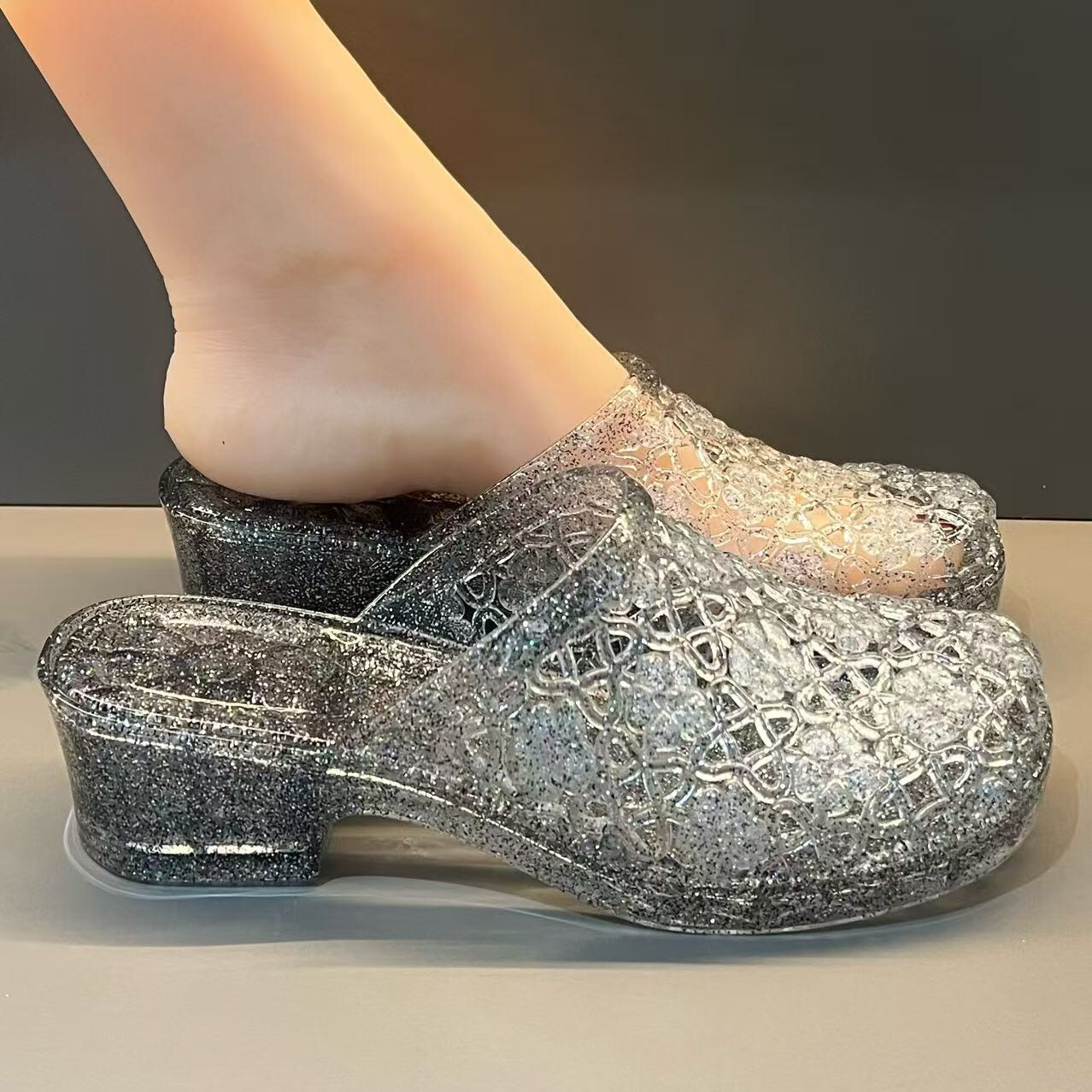New Sparkling Cut-outs Sandals - Jelly Sandal Women 评论和价格