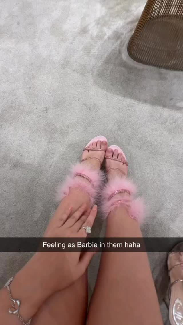 Pink fur ankle warp crystal hi - Gladiator Sandal Women 评论和价格